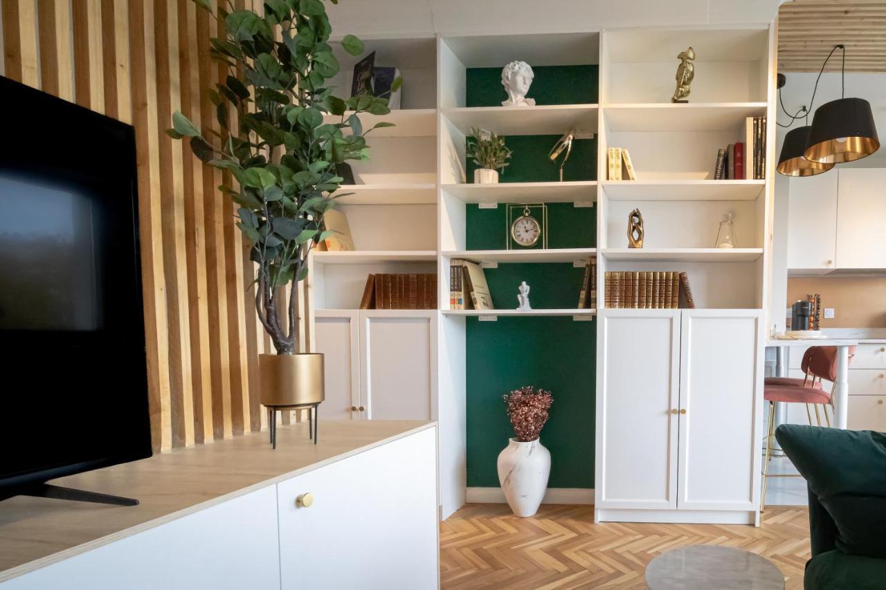 The Green Home - Quiet And Fully Equipped High-End Studio With Parking Courcouronnes Exterior foto